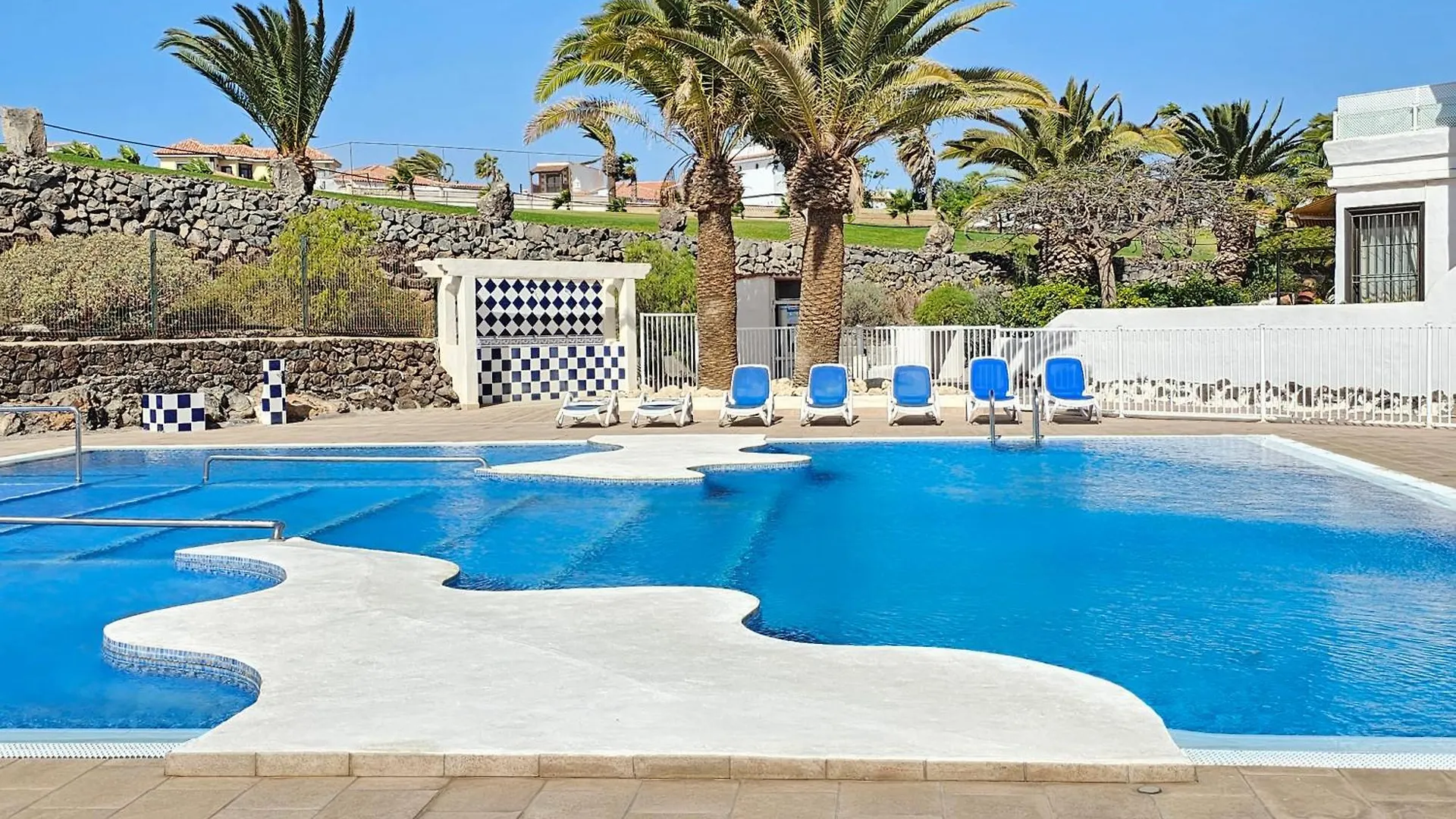 Апартаменты New Stunning Golf View & Pool , South Tenerife Сан Мигель Испания